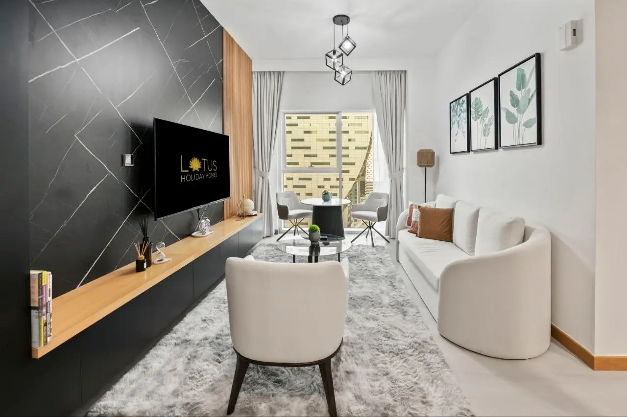 Canal View Residence — Designer living on the Dubai Water Canal